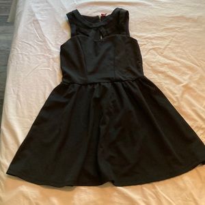 Size L Poof! Strappy black minidress